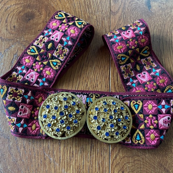 Vintage Accessories - Vintage OOAK embellished floral belt